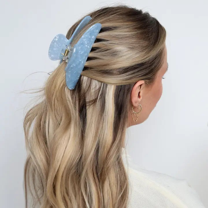 Oversized Acetate Claw