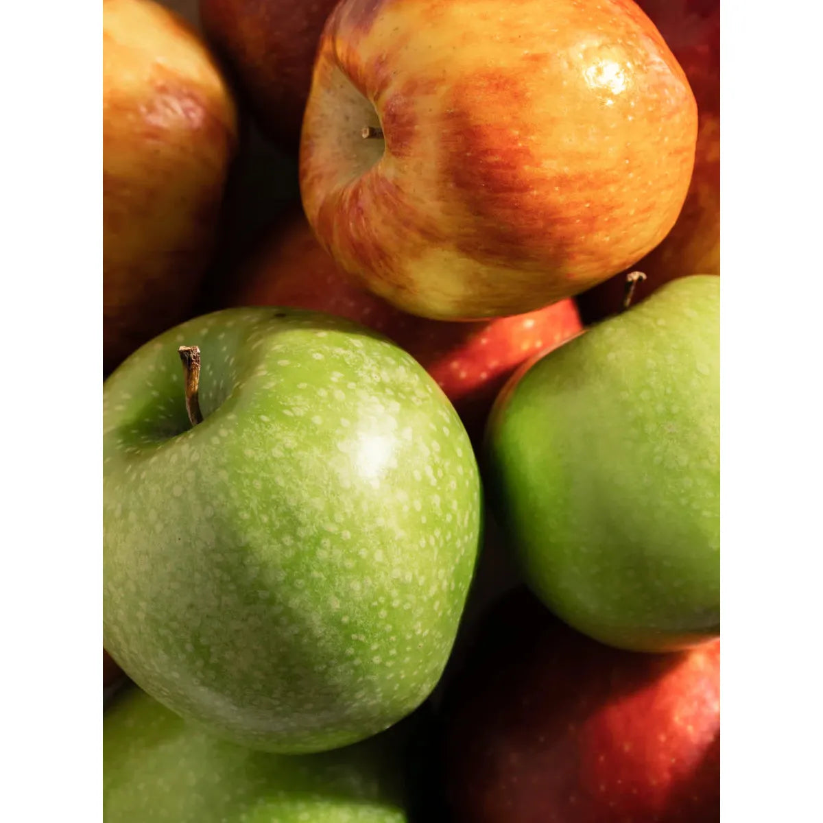 Simplicity Apple