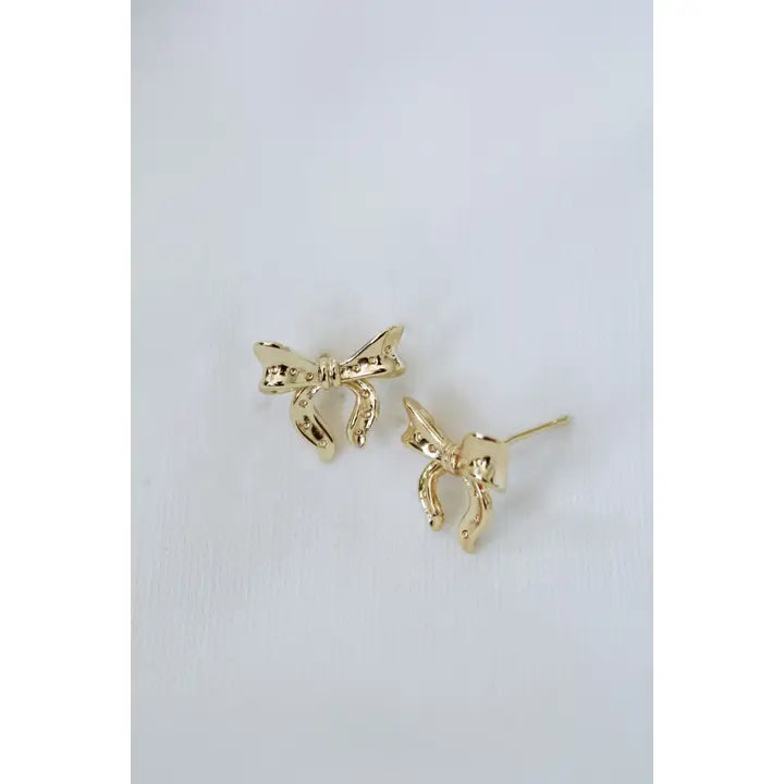 Lova Stud Earring