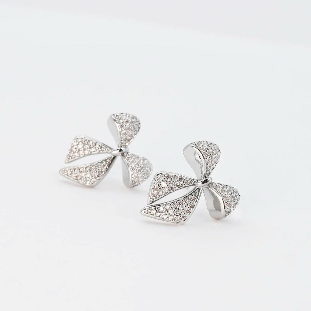 Twinkle Bow Earrings - Miles and Bishop